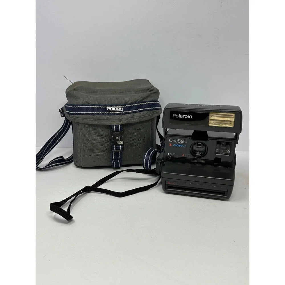 Vintage Polaroid OneStep CloseUp Instant Film Camera Black 600 Series Flash Case